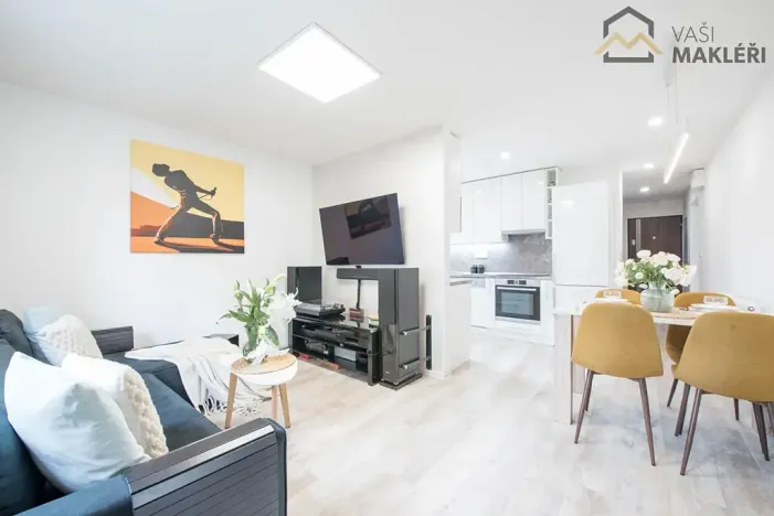 Prodej bytu 3+kk, Kolín, Míru, 79 m2