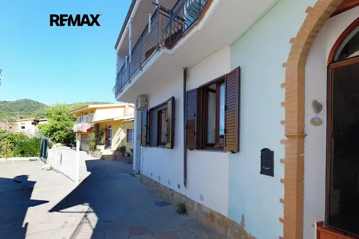 Prodej atypického bytu, Teulada, Itálie, 80 m2