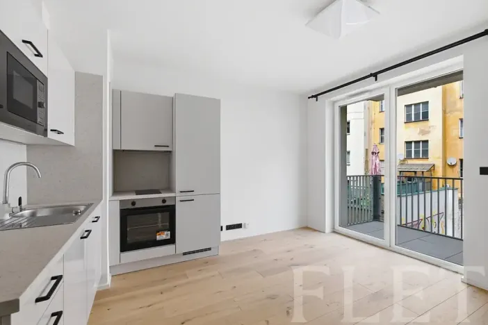 Pronájem bytu 1+kk, Praha - Vršovice, Krymská, 23 m2