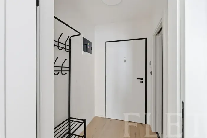 Pronájem bytu 1+kk, Praha - Vršovice, Krymská, 23 m2