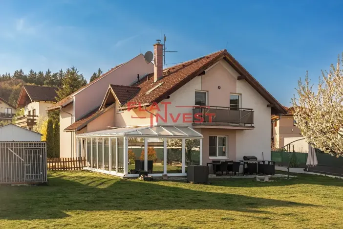 Prodej rodinného domu, Řitka, Oblouková, 243 m2