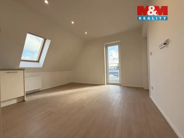 Pronájem bytu 3+kk, Jablonec nad Nisou, U Jeslí, 45 m2