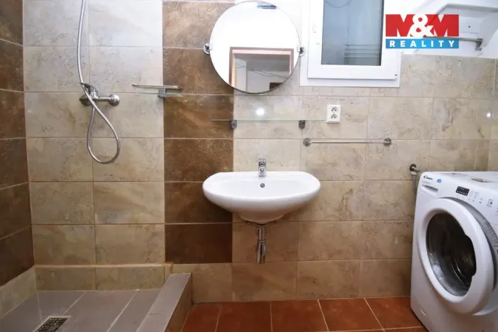 Prodej bytu 2+kk, Praha - Bubeneč, Eliášova, 46 m2