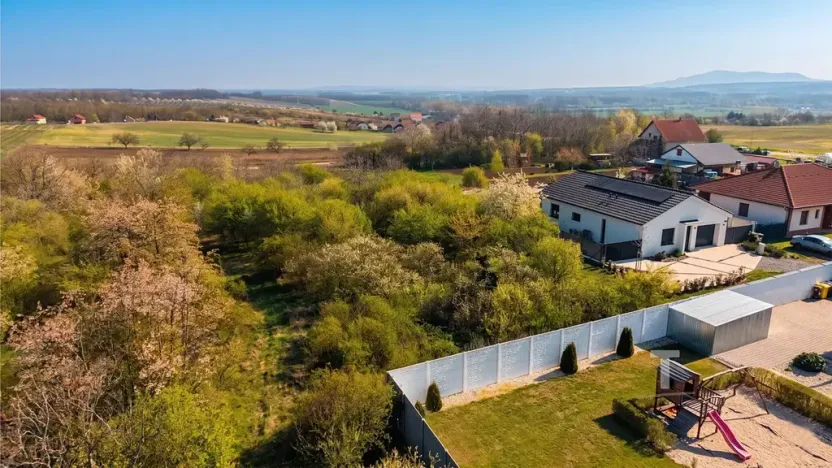 Prodej pozemku pro bydlení, Drnholec, 2082 m2