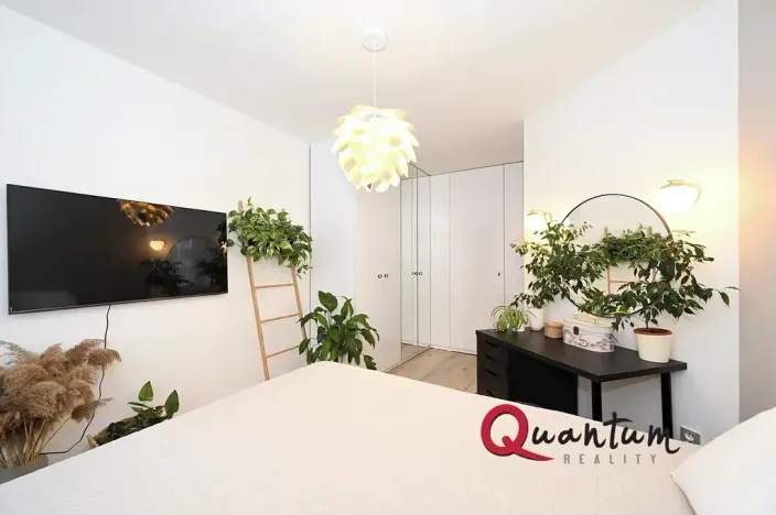 Pronájem bytu 2+kk, Praha - Karlín, U Sluncové, 40 m2