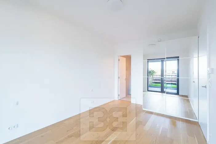 Pronájem bytu 2+kk, Praha - Holešovice, Jankovcova, 63 m2