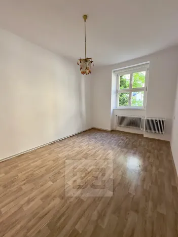 Pronájem bytu 3+1, Praha - Holešovice, U smaltovny, 104 m2