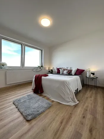 Pronájem bytu 3+kk, České Budějovice, České Vrbné, 69 m2