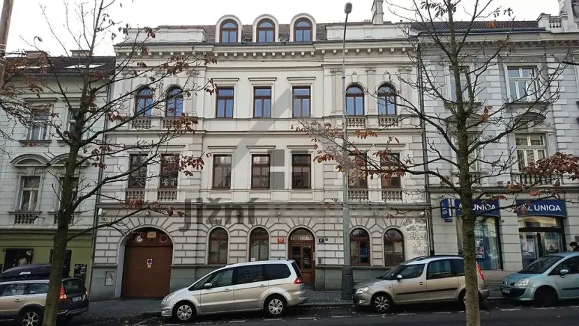 Pronájem kanceláře, Praha - Břevnov, Bělohorská, 1054 m2