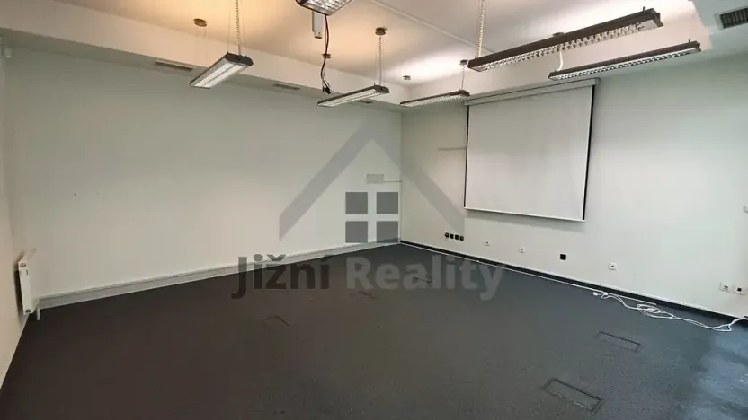 Pronájem kanceláře, Praha - Břevnov, Bělohorská, 1054 m2