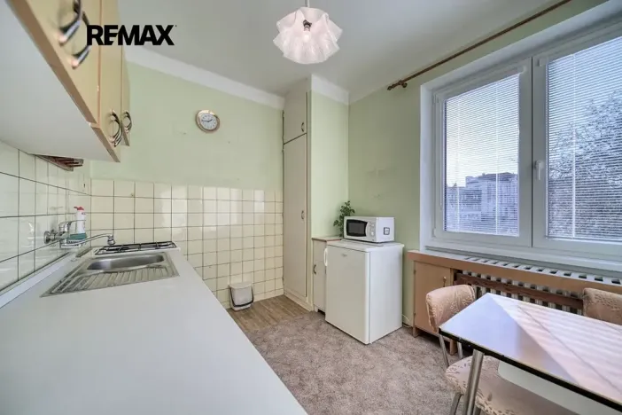 Prodej bytu 3+1, Kolín, Sladkovského, 84 m2