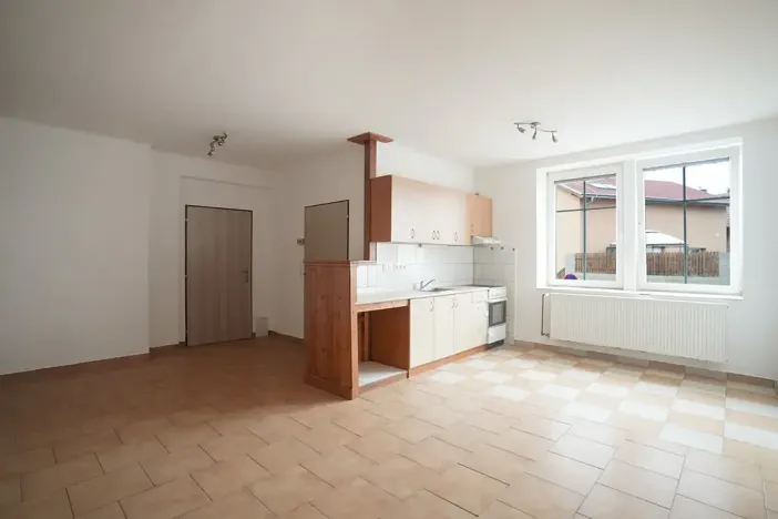 Pronájem bytu 1+kk, Chabařovice, 55 m2