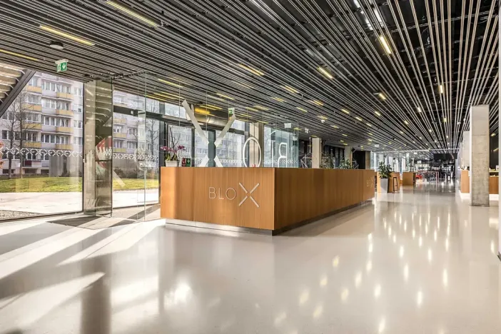 Pronájem kanceláře, Praha - Dejvice, Evropská, 1751 m2