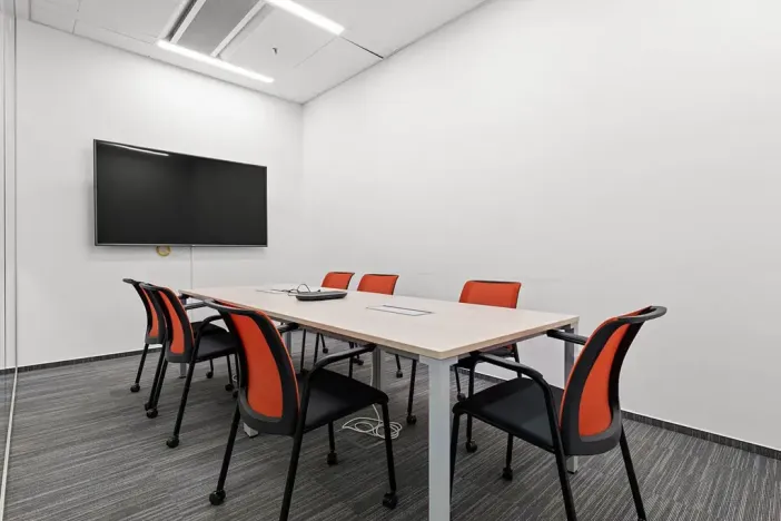 Pronájem kanceláře, Praha - Dejvice, Evropská, 1751 m2