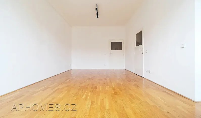 Pronájem bytu 2+kk, Praha - Nusle, U čtyř domů, 62 m2