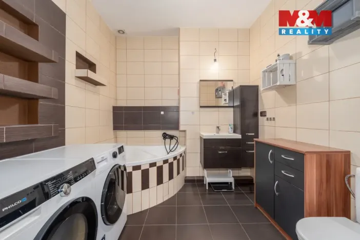 Prodej bytu 4+kk, České Budějovice - České Budějovice 3, Čéčova, 79 m2