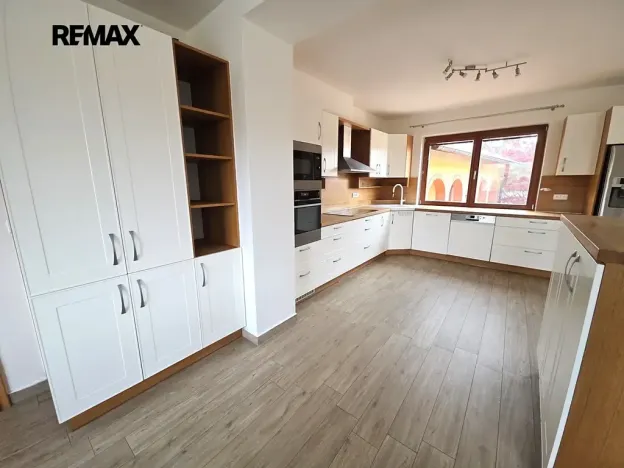 Prodej rodinného domu, Heršpice, 309 m2