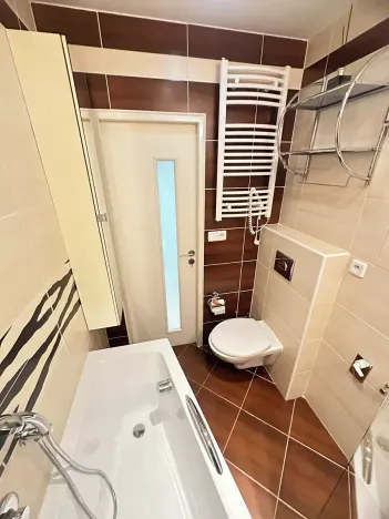 Pronájem bytu 1+kk, Jablonec nad Nisou, Jizerská, 29 m2