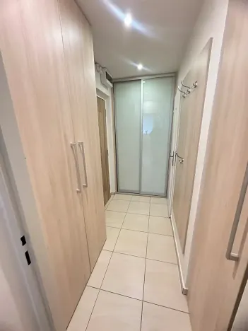 Pronájem bytu 1+kk, Jablonec nad Nisou, Erbenova, 27 m2