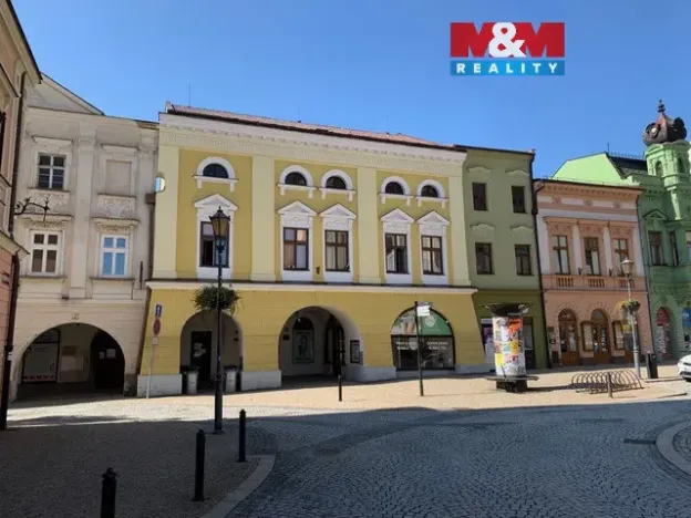 Pronájem obchodního prostoru, Hranice - Hranice I-Město, Masarykovo náměstí, 60 m2