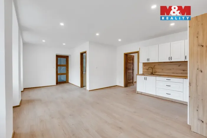 Prodej bytu 3+kk, Lochovice, 59 m2