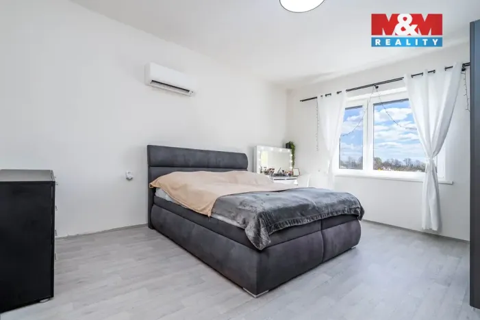 Prodej činžovního domu, Dymokury, Lesní, 280 m2