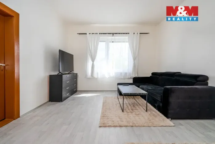 Prodej činžovního domu, Dymokury, Lesní, 280 m2