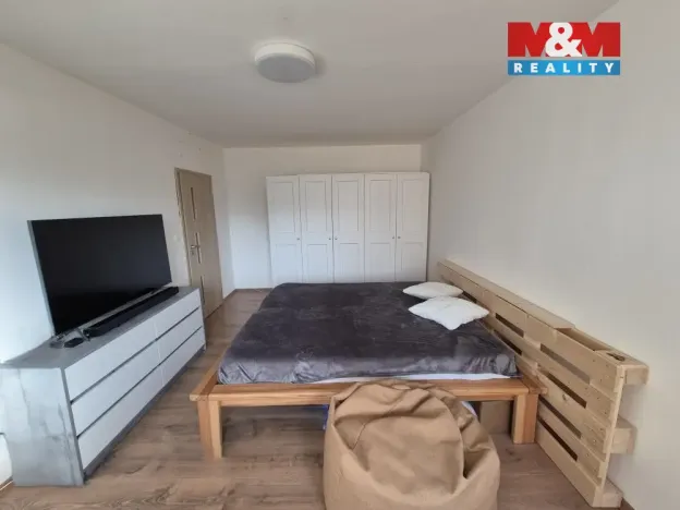 Prodej bytu 1+1, Ostrava - Výškovice, Srbská, 41 m2