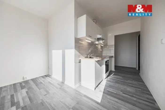 Prodej bytu 4+1, Volary, Sídl. Míru, 80 m2