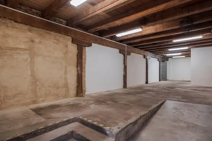 Pronájem skladu, Choceň, Husova, 230 m2