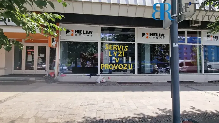 Pronájem obchodního prostoru, Přerov, Žerotínovo nám., 373 m2