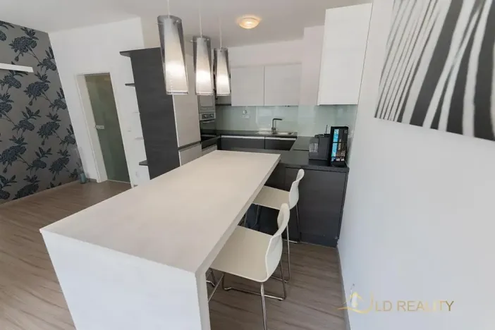 Pronájem bytu 2+kk, Olomouc, gen. Píky, 60 m2