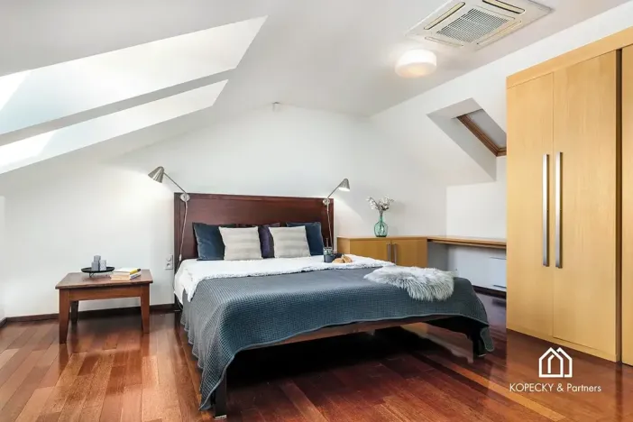 Prodej bytu 4+kk, Praha - Josefov, Široká, 212 m2