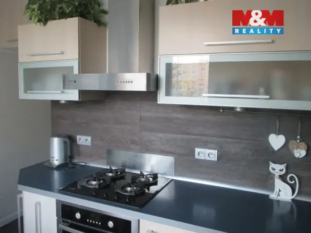 Pronájem bytu 2+1, Olomouc - Nové Sady, Velkomoravská, 56 m2