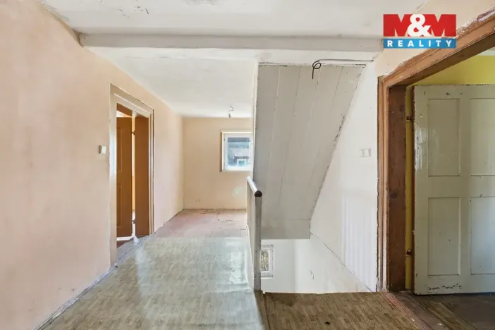 Prodej rodinného domu, Mikulášovice, 180 m2