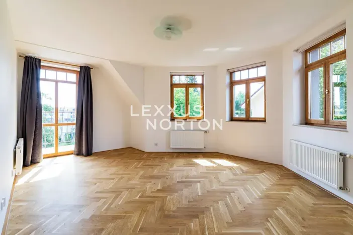 Pronájem rodinného domu, Praha - Nebušice, Malý dvůr, 250 m2