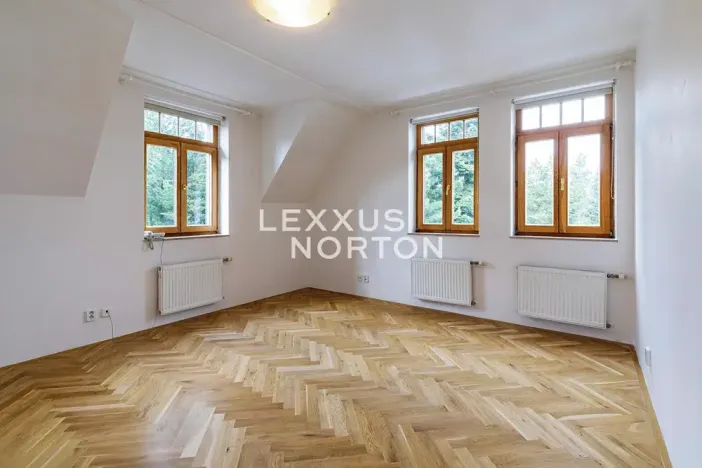 Pronájem rodinného domu, Praha - Nebušice, Malý dvůr, 250 m2