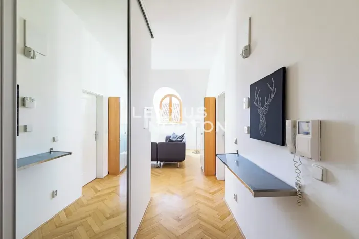 Pronájem bytu 3+kk, Praha - Malá Strana, Vlašská, 75 m2