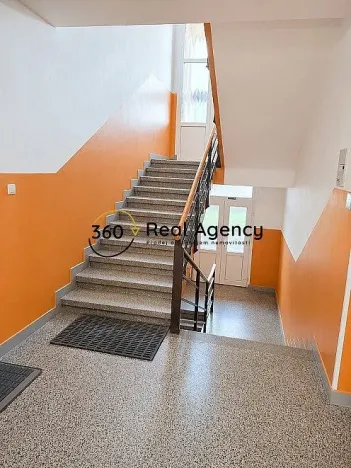 Pronájem bytu 2+kk, Praha - Nusle, V zálomu, 46 m2