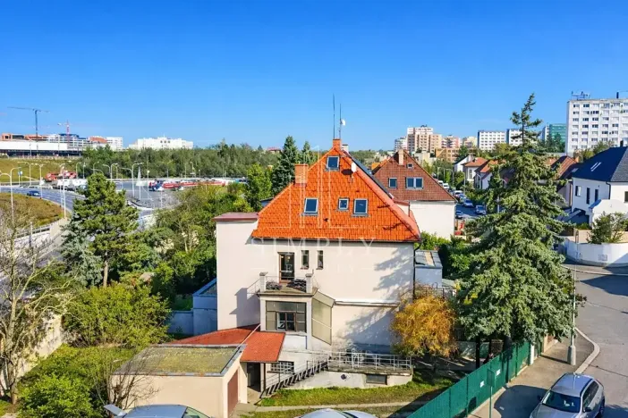 Prodej rodinného domu, Praha - Hostivař, Herbenova, 360 m2
