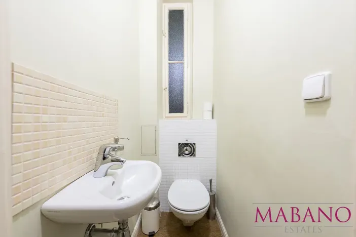 Pronájem bytu 2+1, Praha - Staré Město, Valentinská, 61 m2