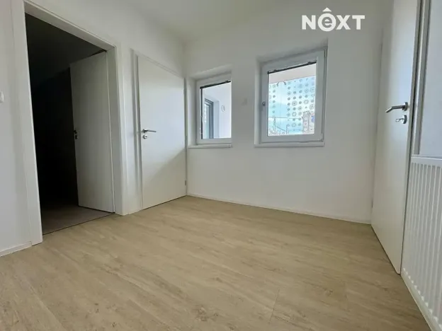 Pronájem bytu 2+kk, České Budějovice, Nádražní, 47 m2