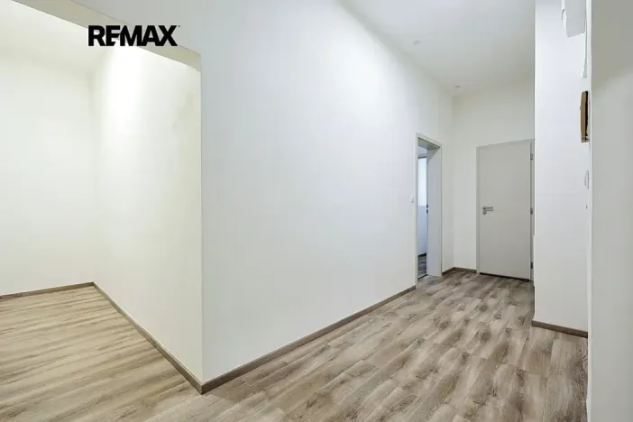 Pronájem bytu 2+1, Plzeň, Koterovská, 82 m2