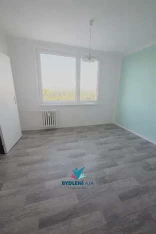 Pronájem bytu 1+1, Krupka, Karla Čapka, 36 m2