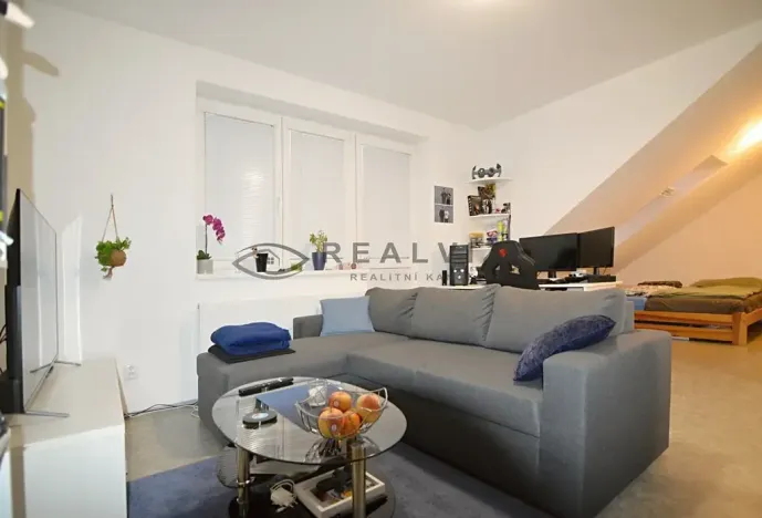 Pronájem bytu 1+kk, České Budějovice, Lidická tř., 35 m2