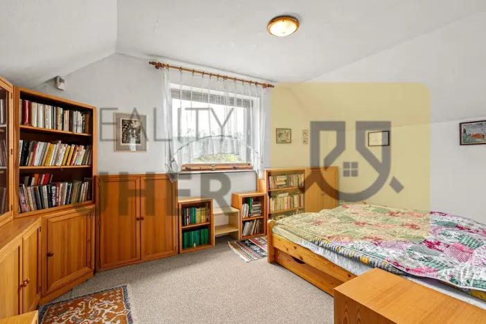 Prodej rodinného domu, Lhotka, 184 m2