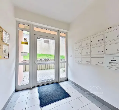 Pronájem bytu 1+kk, Praha - Libeň, Budilova, 41 m2