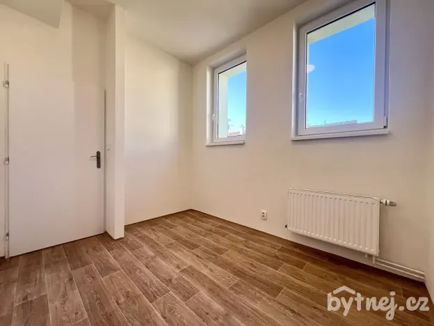 Pronájem bytu 2+1, Olomouc - Hodolany, Rejskova, 42 m2