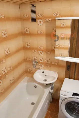 Prodej bytu 3+1, Ivančice, Luční, 76 m2