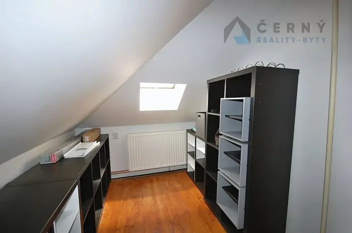 Pronájem bytu 2+kk, Liberec, Zborovská, 70 m2